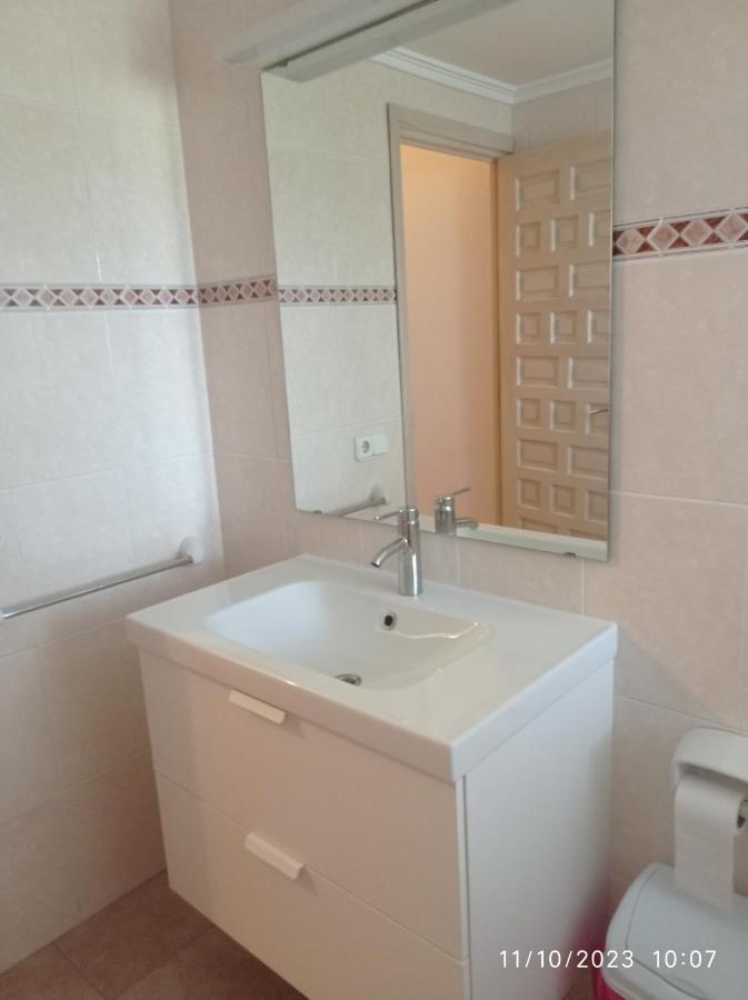 Apartamento Illa Blanca Es Pujols Buitenkant foto