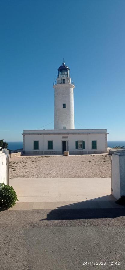 Apartamento Illa Blanca Es Pujols Buitenkant foto